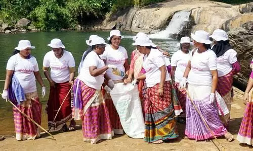 “ല​​​ഭി​​​ക്കു​​​മോ, കു​​​ടും​​​ബ​​​ശ്രീ​​​ക്ക് സ​​​മാ​​​ധാ​​​ന​ നൊ​േ​​ബ​​​ൽ?”