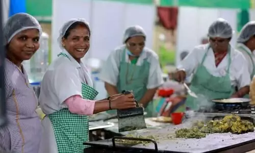പി​തൃ​ദാ​യ​ക കേ​ന്ദ്രീ​കൃ​ത ജ​നാ​ധി​പ​ത്യ സം​വി​ധാ​ന​ങ്ങ​ൾ​ക്ക്​ കു​ടും​ബ​ശ്രീ​യു​ടെ ‘ബൈ​പാ​സ്