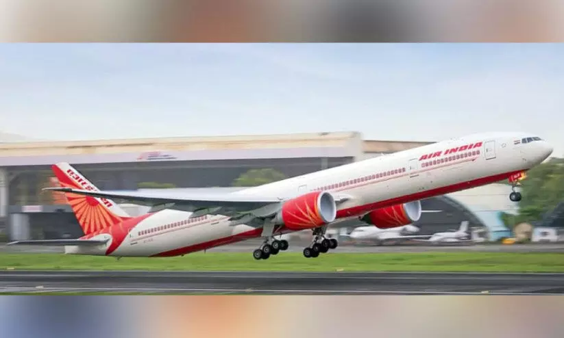 തി​ര​ക്ക് കു​റ​ഞ്ഞാ​ലും നി​ര​ക്ക് കു​റ​യാ​ത്ത മാ​യാ​ജാ​ലം