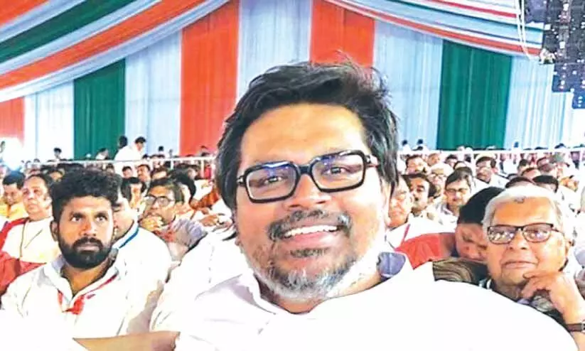 സുനിൽ കനുഗൊലു സിദ്ധരാമയ്യയുടെ മുഖ്യ ഉപദേശകൻ സുനിൽ കനുഗൊലു സിദ്ധരാമയ്യയുടെ മുഖ്യ ഉപദേശകൻ