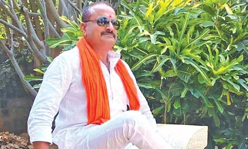 മുസ്‍ലിം സ്ത്രീകൾ പ്രസവ യന്ത്രങ്ങൾ; പോസ്റ്റിട്ട ആർ.എസ്.എസുകാരൻ അറസ്റ്റിൽ