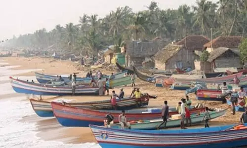 ഇന്നും നാളെയും കേരള -കര്‍ണാടക തീരങ്ങളിലും ലക്ഷദ്വീപ് പ്രദേശത്തും മത്സ്യബന്ധനം പാടില്ല