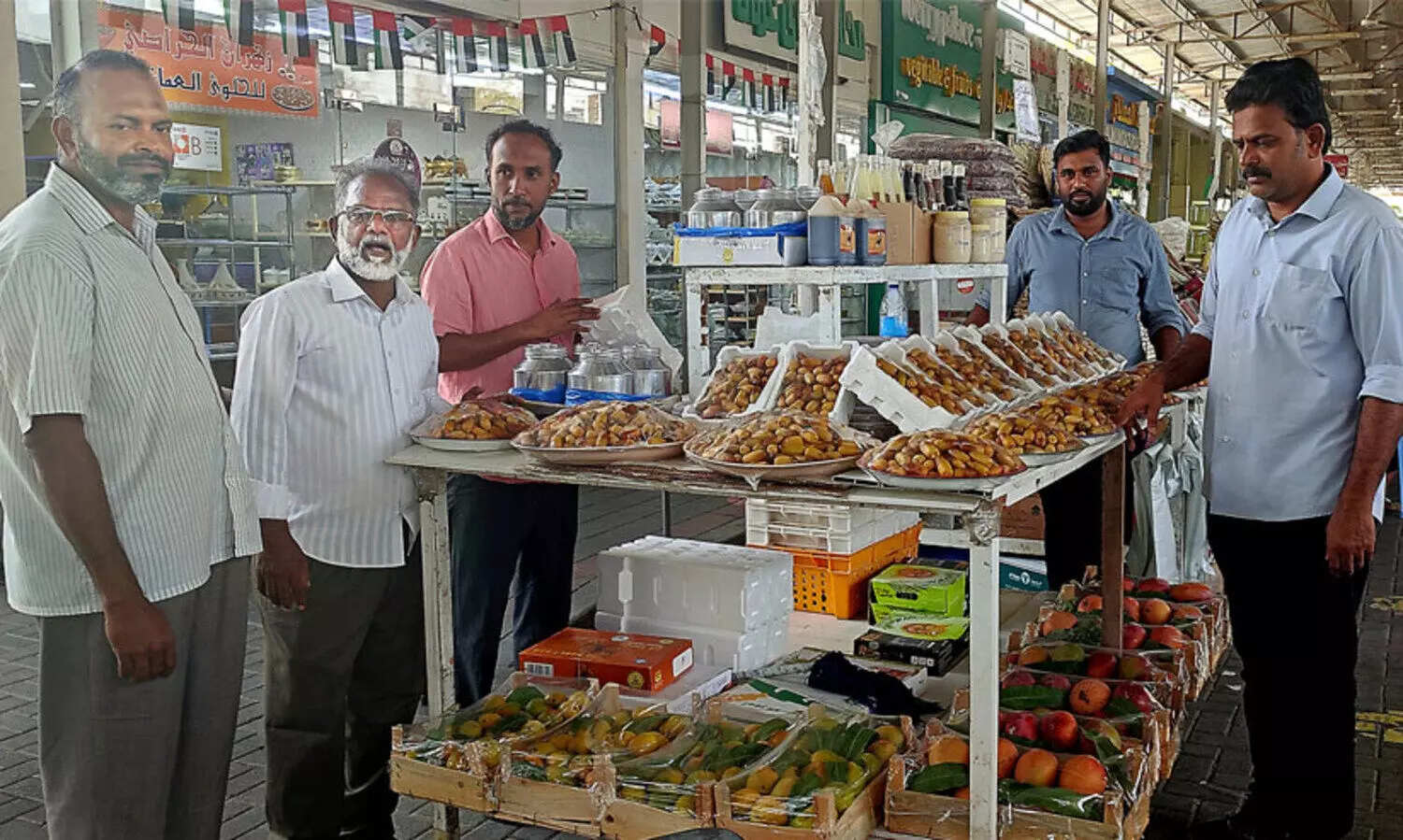 വിപണിയിൽ ഇനി റുത്താബും മാമ്പഴവും മധുരം പകരും