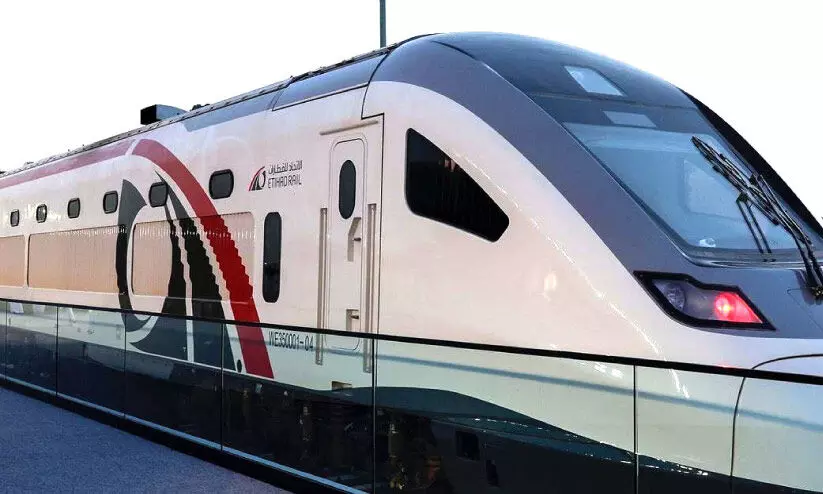 ഇ​ത്തി​ഹാ​ദ് റെ​യി​ൽ; റാ​ക് അ​ല്‍ഗൈ​ല്‍-മ​നാ​മ റോ​ഡ് ആ​ദ്യ​ഘ​ട്ടം ഉ​ദ്ഘാ​ട​നം ചെ​യ്തു