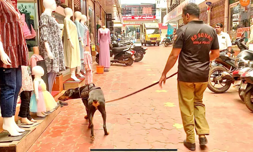 shoplifting in Mukkam