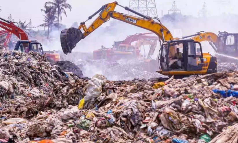 ബ്രഹ്മപുരത്ത് മാലിന്യ സംസ്കരണം പുനരാരംഭിക്കാൻ ശ്രമം