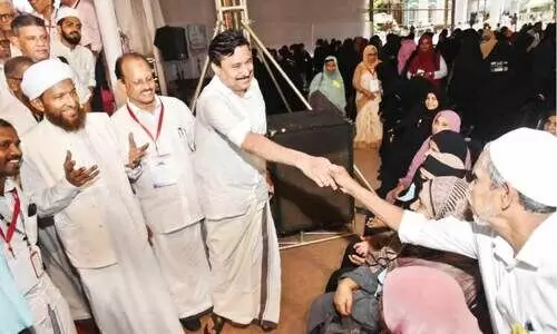 കേന്ദ്ര ഹജ്ജ് കമ്മിറ്റിക്കുകീഴിൽ മലയാളി ഹാജിമാരുടെ ആദ്യ സംഘം  ഇന്ന് മക്കയിലെത്തും