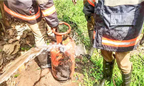 പാചക വാതകം ചോർന്ന് തീപിടിത്തം