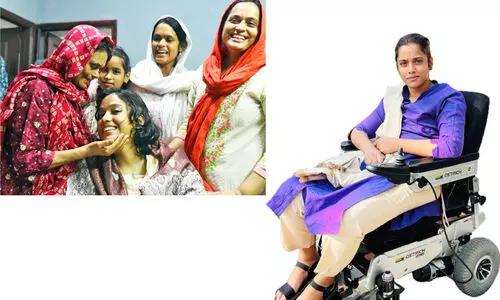 വീൽ ചെയറിലിരുന്ന് സിവിൽ സർവിസ്