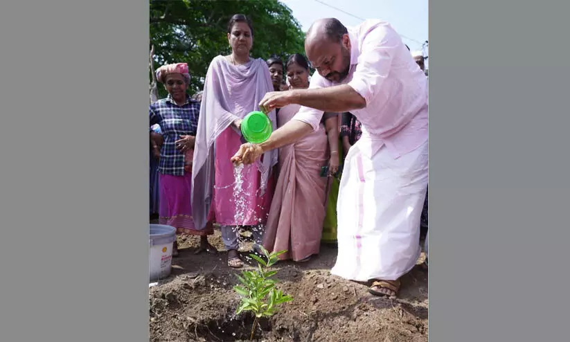 സംസ്ഥാനത്തെ ആദ്യ റിന്യൂവബിള്‍ പാര്‍ക്ക് കളമശേരിയില്‍ ഒരുക്കുമെന്ന് പി. രാജീവ്