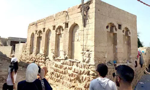 പു​രാ​ത​ന കെ​ട്ടി​ട​ങ്ങ​ളു​ടെ ച​രി​ത്രം തേ​ടി വാ​സ്തു​വി​ദ്യ വി​ദ്യാ​ര്‍ഥി​ക​ള്‍