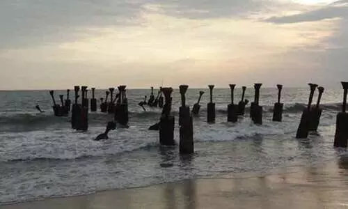 kozhikode beach accident