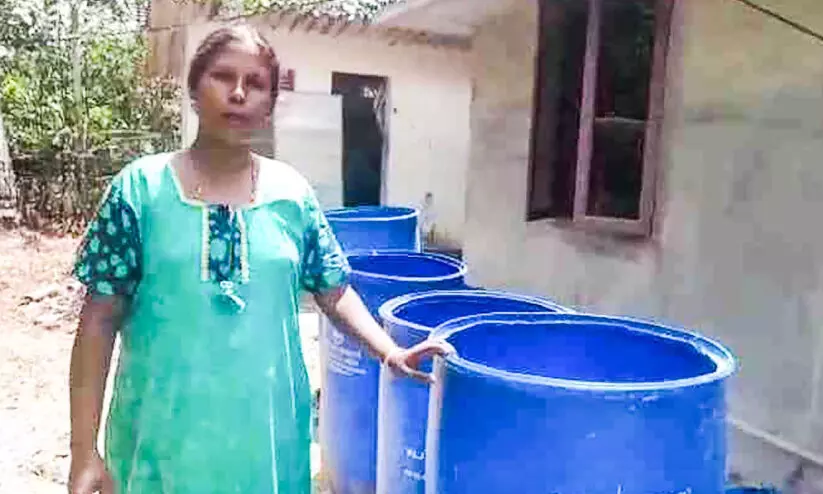 കുടിവെള്ളത്തിനായി നെട്ടോട്ടം കുടിവെള്ളത്തിനായി നെട്ടോട്ടം