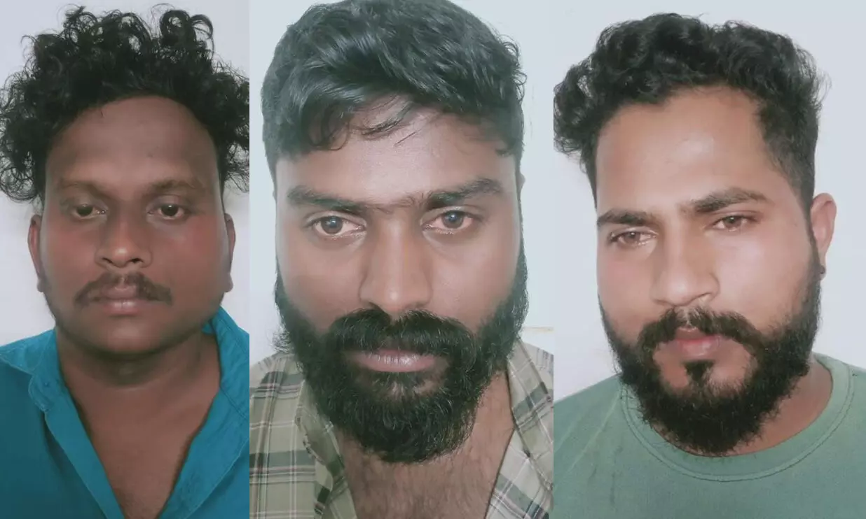 പെൺകുട്ടിയെ പീഡിപ്പിച്ച് ദൃശ്യങ്ങൾ പ്രചരിപ്പിച്ചു; മൂന്നുപേർ അറസ്റ്റിൽ പെൺകുട്ടിയെ പീഡിപ്പിച്ച് ദൃശ്യങ്ങൾ പ്രചരിപ്പിച്ചു; മൂന്നുപേർ അറസ്റ്റിൽ