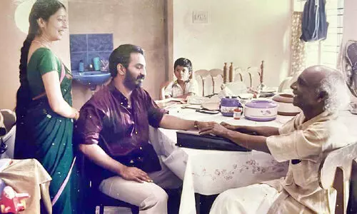 ആ ചെമ്പനീർപ്പൂവ് പ്രണയികളുടെ മനസ്സിൽ സുഗന്ധം പരത്തിത്തുടങ്ങിയിട്ട്  20 വർഷം