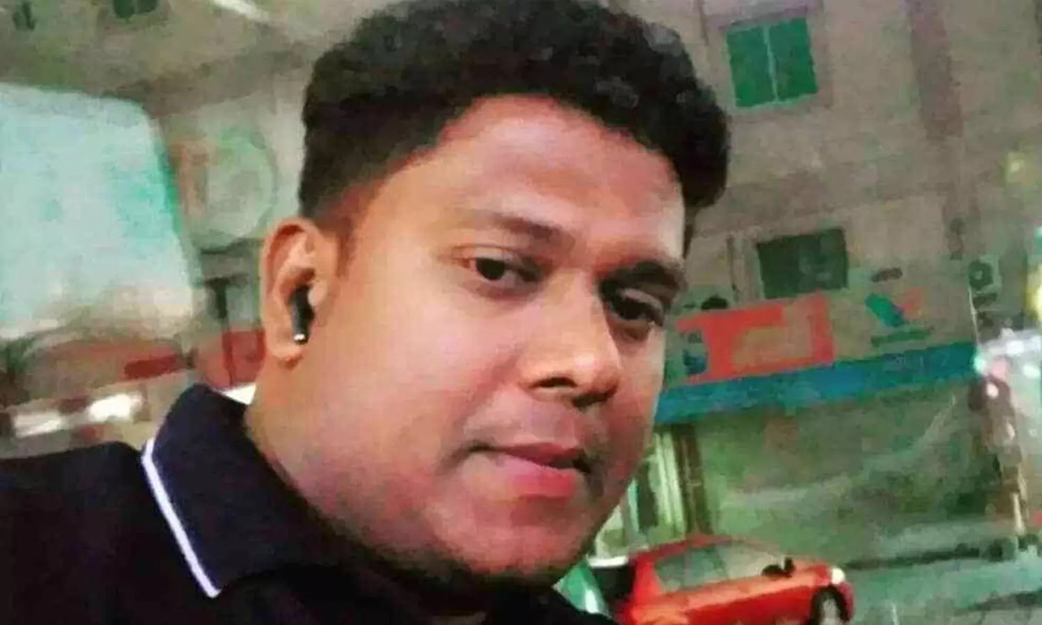 മറികടക്കുന്നതിനിടെ ബൈക്ക് ഹാൻഡിൽ ടിപ്പർ ലോറിയിൽ തട്ടി യു​വാവിന് ദാരുണാന്ത്യം