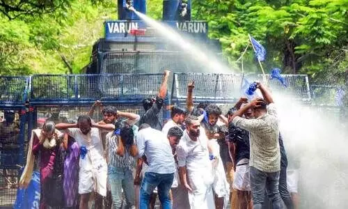 വ്യാജസർട്ടിഫിക്കറ്റ്​; കെ.എസ്‌.യു മാർച്ചിൽ സംഘർഷം