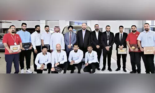 വൈ.​കെ അ​ൽ​മോ​യ്യാ​ദ് അ​വാ​ർ​ഡ് ന​ൽ​കി