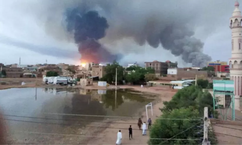 സു​ഡാ​നി​ലെ സൗ​ദി ന​യ​ത​ന്ത്ര കാ​ര്യാ​ല​യ​ങ്ങ​ൾ​ക്ക് നേ​രെ സാ​യു​ധാ​ക്ര​മ​ണം; അ​പ​ല​പി​ച്ച് വി​ദേ​ശ​കാ​ര്യ മ​ന്ത്രാ​ല​യം