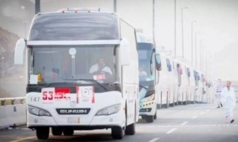 ഹജ്ജ് 2,48,000 തീർഥാടകരെ മക്കയിലെ താമസ കേന്ദ്രങ്ങളിലെത്തിച്ചു ഹജ്ജ് 2,48,000 തീർഥാടകരെ മക്കയിലെ താമസ കേന്ദ്രങ്ങളിലെത്തിച്ചു