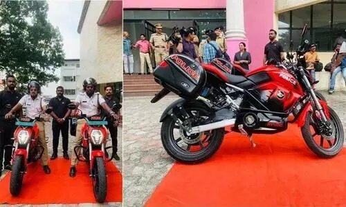 നിരത്തുകളിൽ ഇനി ‘ഹരിത പട്രോളിങ്’; ഇലക്ട്രിക് ബൈക്കുകൾ സ്വന്തമാക്കി കേരള പൊലീസ്