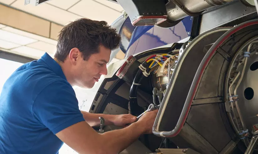 ബ​ഹി​രാ​കാ​ശ ശാ​സ്ത്ര-​സാ​​ങ്കേ​തി​ക ബി​രു​ദ​പ​ഠ​ന​ത്തി​ന് അ​വ​സ​രം