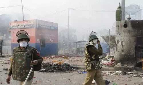 കലാപക്കേസിൽ ഡൽഹി പൊലീസിന് വീണ്ടും തിരിച്ചടി; മുസ്‍ലിം വ്യാപാരിയുടെ കട കത്തിച്ചതിന് പ്രതിയാക്കിയ മുസ്‍ലിം യുവാവിനെ വെറുതെവിട്ടു