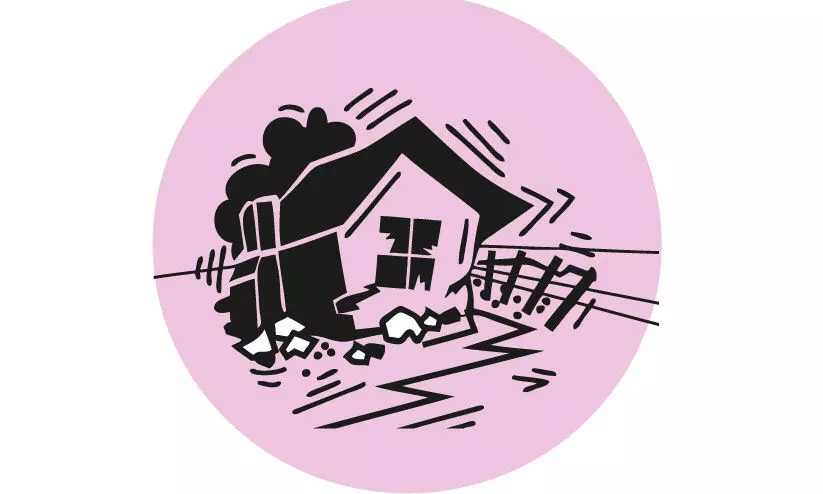 കനത്ത മ​ഴ: തകർന്നത്​ എട്ട്​ വീട്​