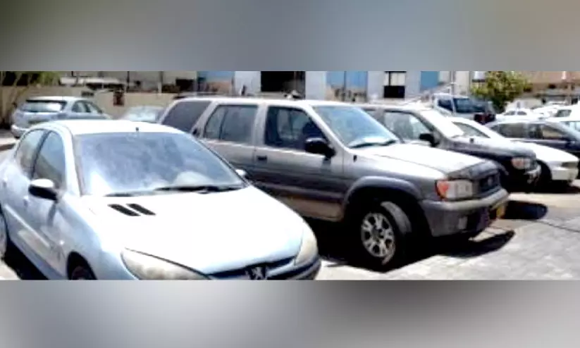 പൊ​തു ഇ​ട​ങ്ങ​ളി​ൽ വാ​ഹ​ന​ങ്ങ​ൾ ഉ​പേ​ക്ഷി​ക്ക​ൽ; മു​ന്ന​റി​യി​പ്പു​മാ​യി വീ​ണ്ടും മ​സ്ക​ത്ത്​ മു​നി​സി​പ്പാ​ലി​റ്റി