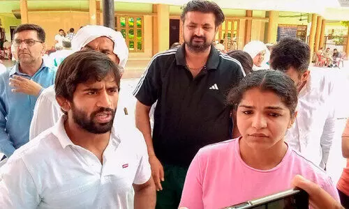 പ്രശ്നം തീരാതെ ഏഷ്യൻ ഗെയിംസിൽ പ​ങ്കെടുക്കില്ല -സാക്ഷി മലിക്