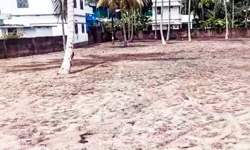 അരൂരിൽ വെള്ളക്കെട്ടും തോടും പാടവും നികത്തി റിയൽ എസ്​റ്റേറ്റ്​ സംഘങ്ങൾ