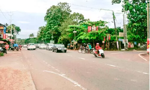 എം.സി റോഡില്‍ മന്ദിരം കവലയില്‍ ട്രാഫിക് സിഗ്‌നല്‍ വേണമെന്ന്​ ആവശ്യം