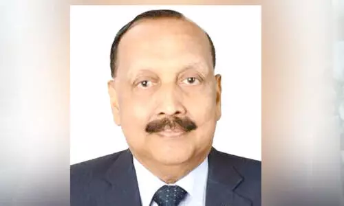 മ​ല​യാ​ളി​ക​ളു​ടെ ഉ​ന്ന​മ​ന​ത്തി​നാ​യി പ്ര​വ​ർ​ത്തി​ച്ച മ​നു​ഷ്യ​സ്നേ​ഹി