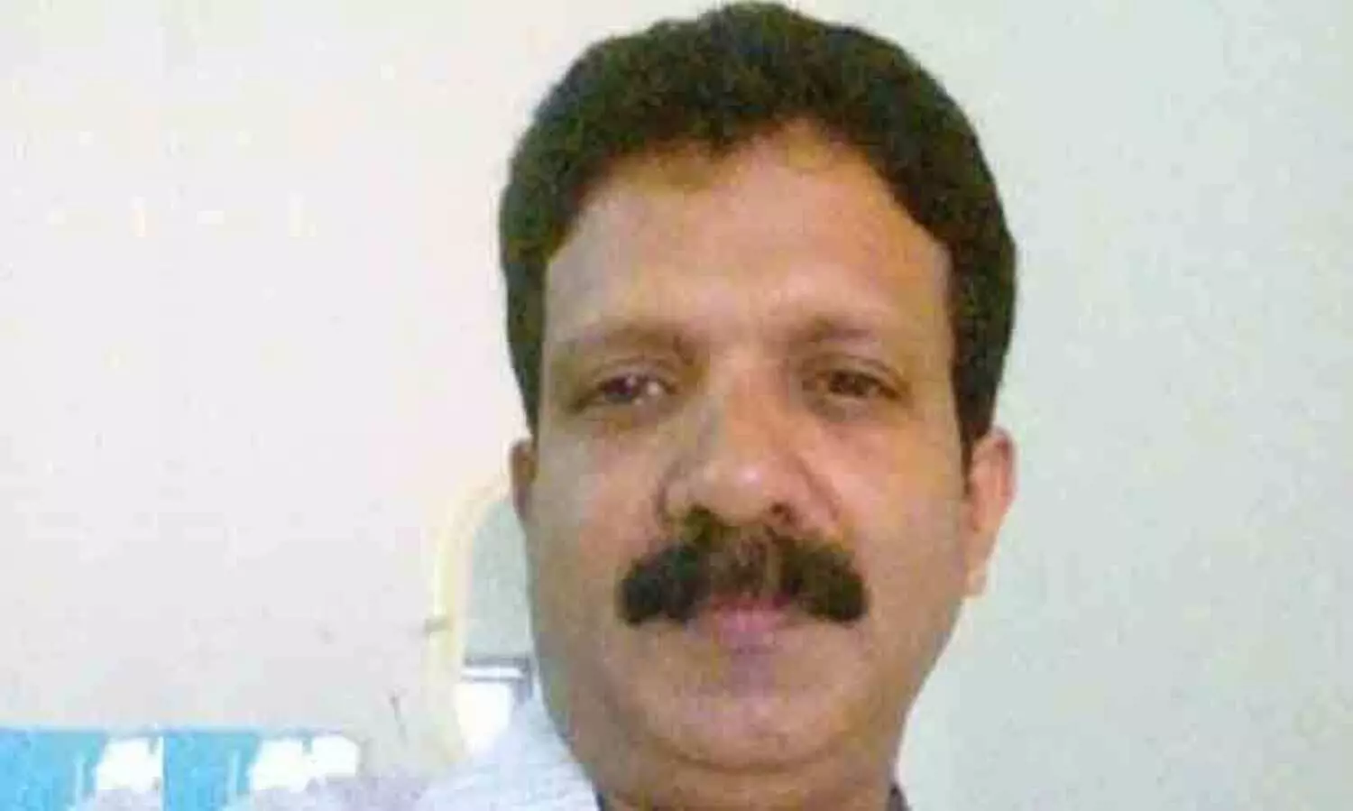 ബാങ്ക് ജീവനക്കാരൻ എ.കെ.ജി സാംസ്കാരിക കേന്ദ്രത്തിൽ തൂങ്ങി മരിച്ച നിലയിൽ