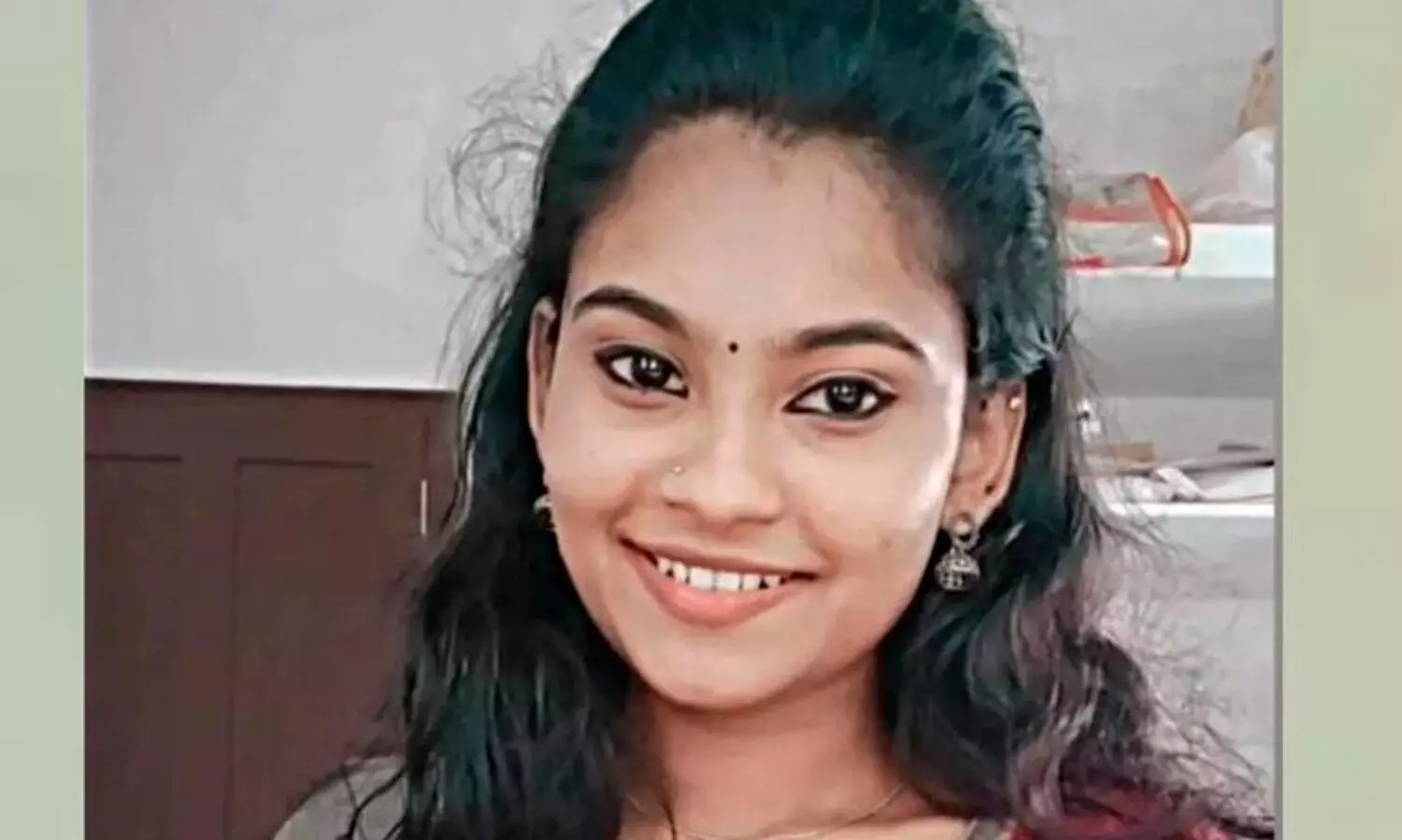ബി.ഫാം വിദ്യാർഥിനി വീടിനുള്ളിൽ തൂങ്ങി മരിച്ച നിലയിൽ