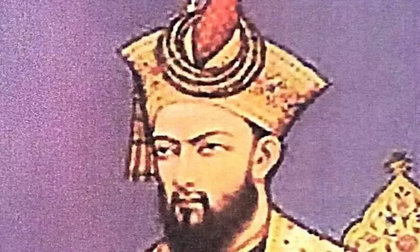 ഔറംഗ​സേബിന്റെ ചിത്രം വാട്സാപ്പ് ​പ്രൊഫൈൽ ഫോട്ടോയാക്കിയ ആൾക്കെതിരെ കേസ്