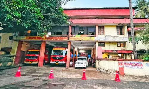 ‘നിലവിളിച്ച്’ ബീച്ച് അഗ്നിരക്ഷാനിലയം കെട്ടിടം