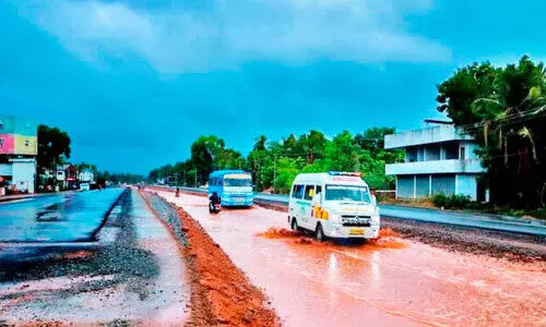 അശാസ്ത്രീയമായ പാത നിർമാണം ദേശീയപാതയിലെ ഗതാഗതം ദുരിതമയം