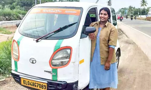 വീടിന്​ തുണയാകാൻ ഓട്ടോയുമായെത്തിയ വിദ്യാർഥിനിക്ക്​ ഓട്ടോക്കാരുടെ ഭീഷണി