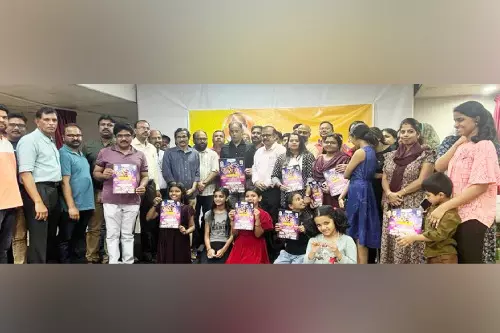 സേവനം എമിറേറ്റ്സ് യു.എ.ഇ ഓണനിലാവ് ബ്രോഷര്‍ പ്രകാശനം