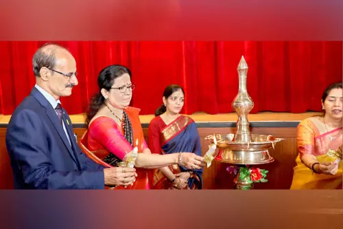 ന്യൂ ​മി​ല്ലേ​നി​യം സ്‌​കൂ​ളി​ൽ അ​ച്ചീ​വ്‌​മെ​ന്റ് അ​വാ​ർ​ഡ് ദാ​ന ച​ട​ങ്ങ്