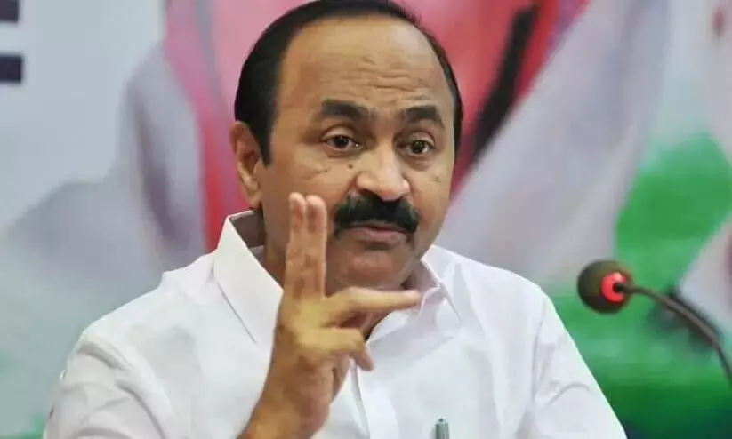 കോണ്ഗ്രസ് നേതാക്കള്ക്കെതിരെ കള്ളക്കേസ്: ശ്രദ്ധ തിരിക്കാനുള്ള ശ്രമമാണെന്ന് വി.ഡി സതീശൻ കോണ്ഗ്രസ് നേതാക്കള്ക്കെതിരെ കള്ളക്കേസ്: ശ്രദ്ധ തിരിക്കാനുള്ള ശ്രമമാണെന്ന് വി.ഡി സതീശൻ