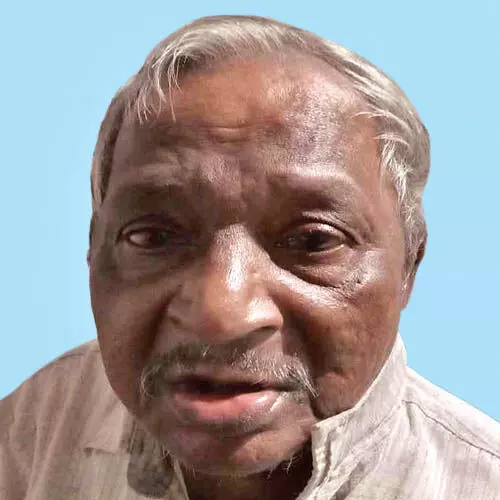 വേ​ലാ​യു​ധ​ൻ