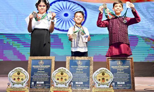 മൂ​ന്ന് പ്ര​തി​ഭ​ക​ൾ​ക്ക് ഇ​ന്ത്യ ബു​ക്ക് ഓ​ഫ് വേ​ൾ​ഡ് റെ​ക്കോ​ഡ്