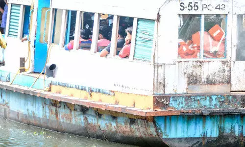 കുമരകംകാർ പറയുന്നു, സുരക്ഷിതമല്ല ജല യാ​ത്ര