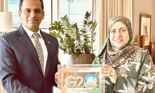 ഉ​ന്ന​ത വി​ദ്യാ​ഭ്യാ​സ​മ​ന്ത്രി​യു​മാ​യി ഇ​ന്ത്യ​ൻ അം​ബാ​സ​ഡ​ർ കൂ​ടി​ക്കാ​ഴ്ച ന​ട​ത്തി