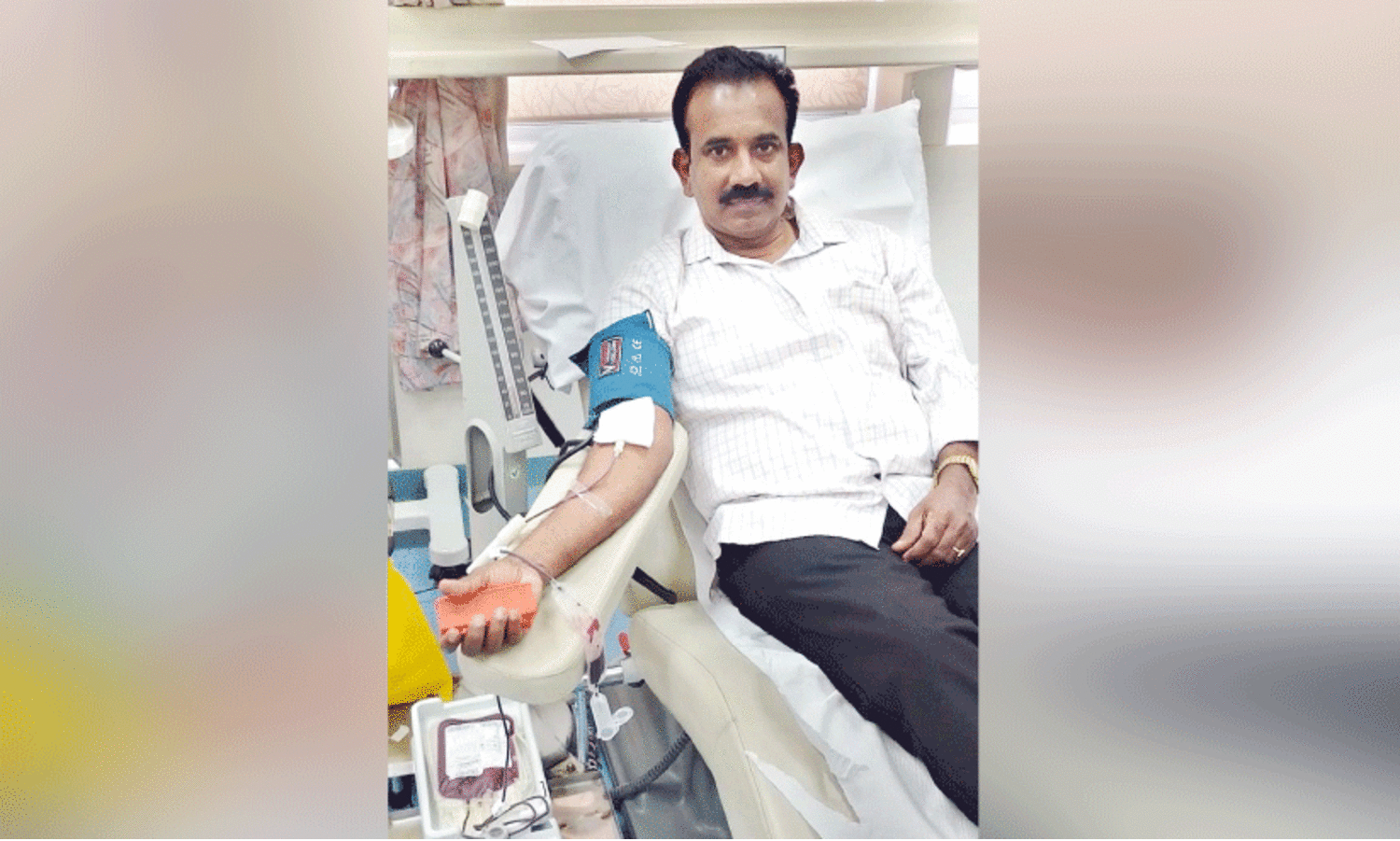 ര​ക്ത​ദാ​നം ജീ​വി​ത​വ്ര​ത​മാ​ക്കി സു​രേ​ഷ്