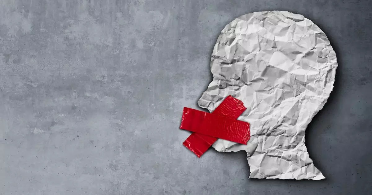 ഇ​ഷ്​​ട​മി​ല്ലാ​ത്ത​ത് പ​റ​ഞ്ഞാ​ൽ