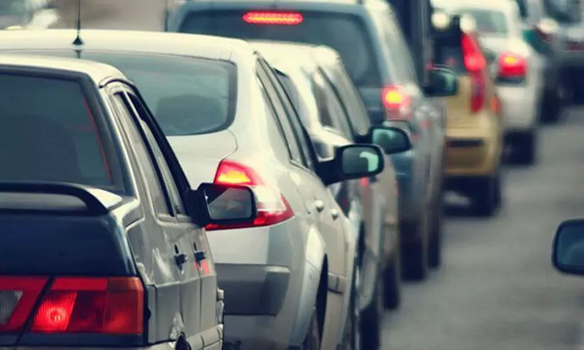 സംസ്ഥാനത്ത് വാഹനങ്ങളുടെ വേഗപരിധി പുതുക്കി; ഇരുചക്ര വാഹനങ്ങളുടേത് കുറച്ചു സംസ്ഥാനത്ത് വാഹനങ്ങളുടെ വേഗപരിധി പുതുക്കി; ഇരുചക്ര വാഹനങ്ങളുടേത് കുറച്ചു