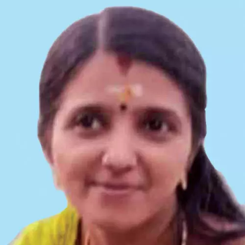 സ്കൂട്ടർ കുഴിയിൽ ചാടി; തെറിച്ചുവീണ വീട്ടമ്മ ടിപ്പർ കയറി മരിച്ചു